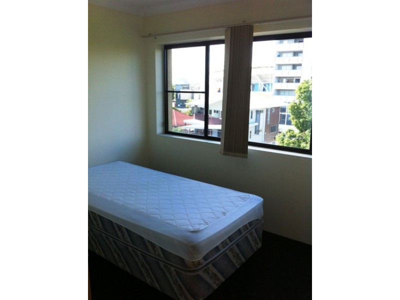 60 Linton Street, Kangaroo Point QLD 4169