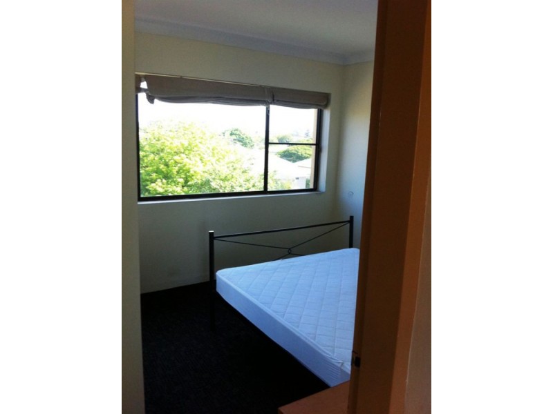 60 Linton Street, Kangaroo Point QLD 4169