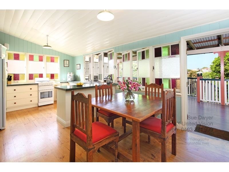 28 Shakespeare Street, Coorparoo QLD 4151