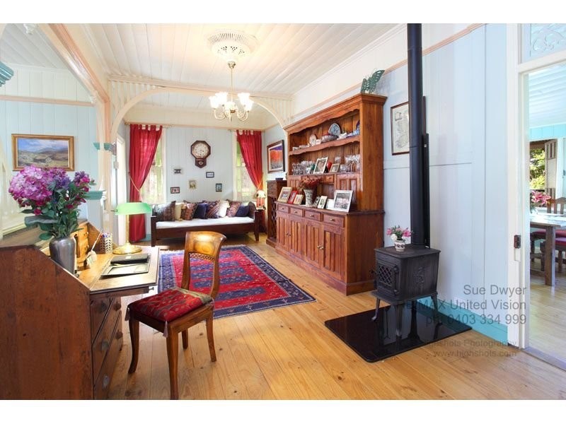 28 Shakespeare Street, Coorparoo QLD 4151