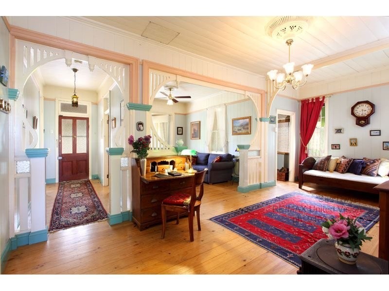 28 Shakespeare Street, Coorparoo QLD 4151