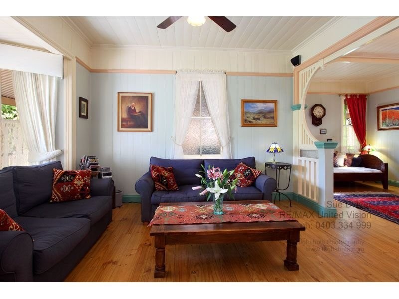 28 Shakespeare Street, Coorparoo QLD 4151