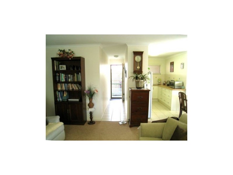 1/19 Woodhill Ave, Coorparoo QLD 4151