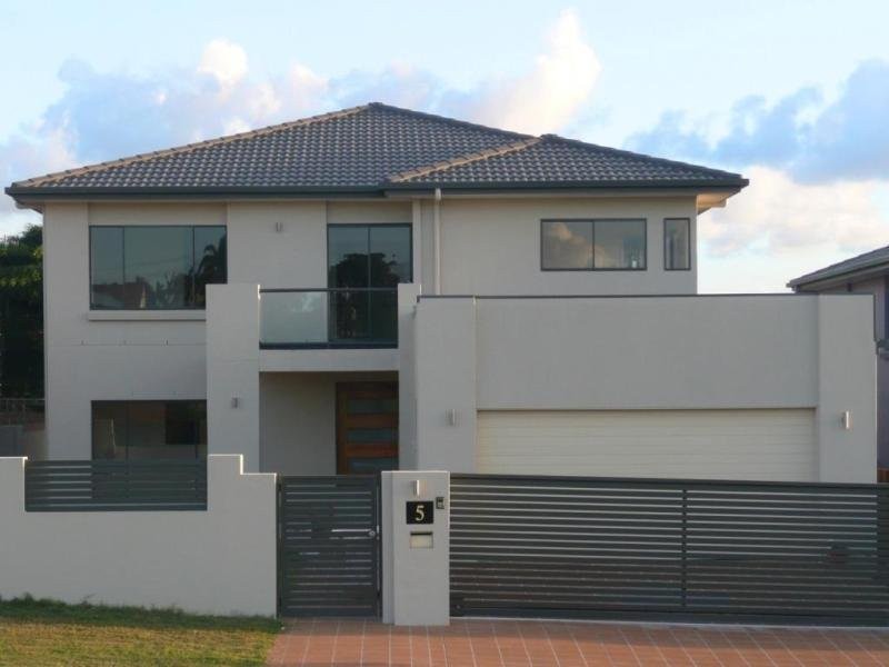 5 Golden Pl, Robertson QLD 4109