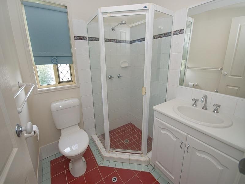 18 Lockhart St, Woolloongabba QLD 4102