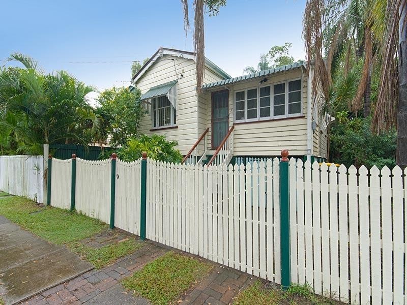 7 Riddings St, Coorparoo QLD 4151