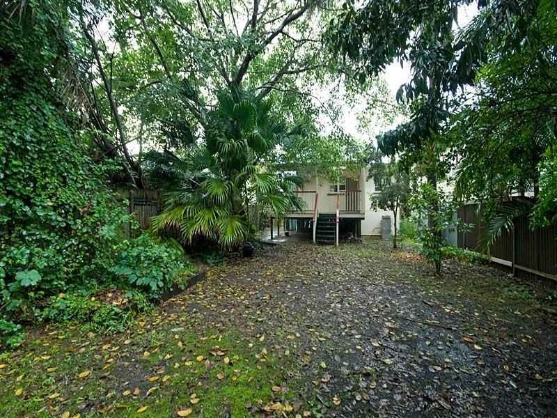 7 Riddings St, Coorparoo QLD 4151