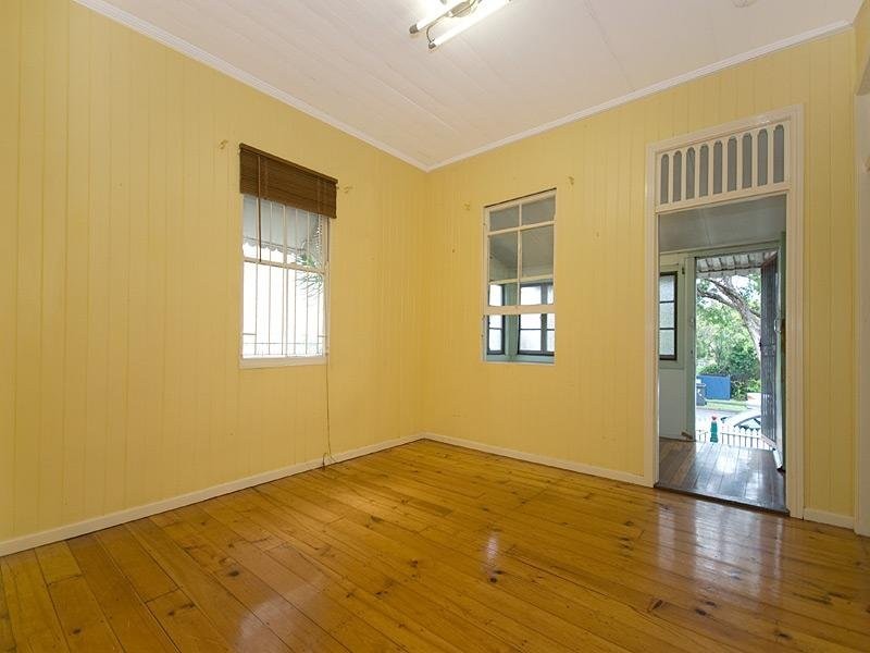 7 Riddings St, Coorparoo QLD 4151