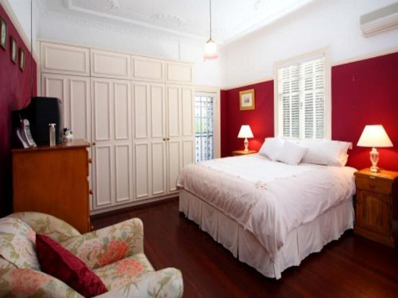 364 Cavendish Rd, Coorparoo QLD 4151