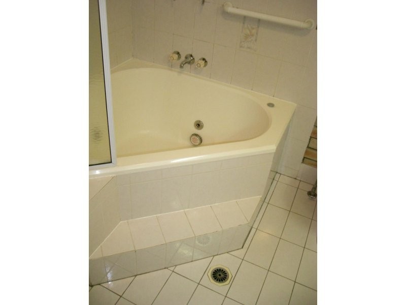 3/11 Baragoola  St, Coorparoo QLD 4151