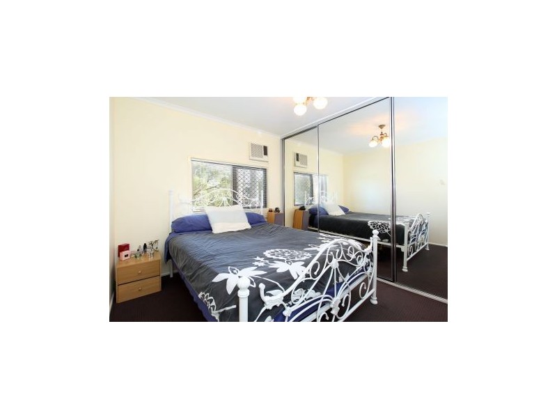 104 Leicester Street, Coorparoo QLD 4151