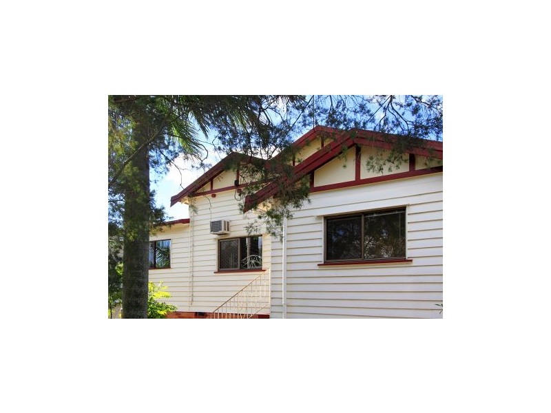 104 Leicester Street, Coorparoo QLD 4151