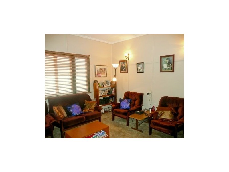 Convenient Location, 68 Juliette St, Annerley QLD 4103