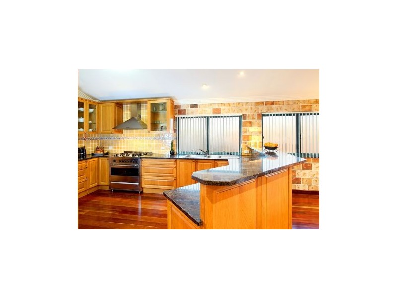 9 Baragoola Street, Coorparoo QLD 4151