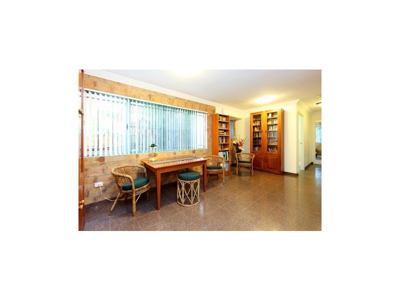 9 Baragoola Street, Coorparoo QLD 4151