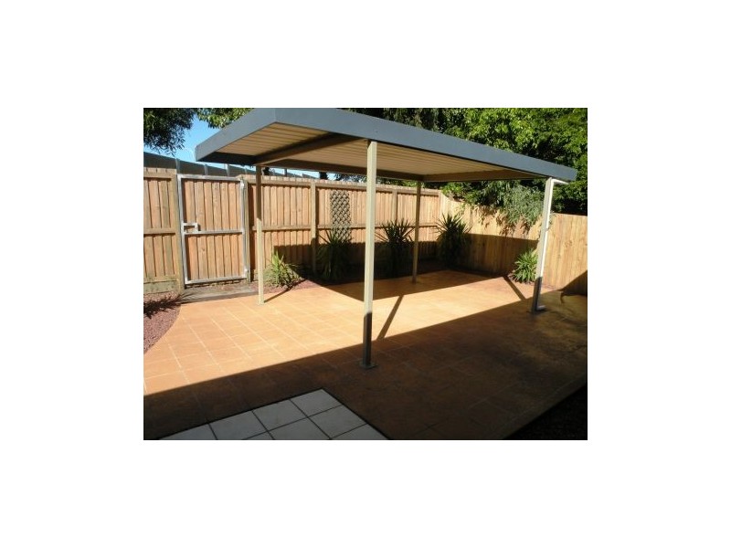 5 25 Reis Street, Woolloongabba QLD 4102