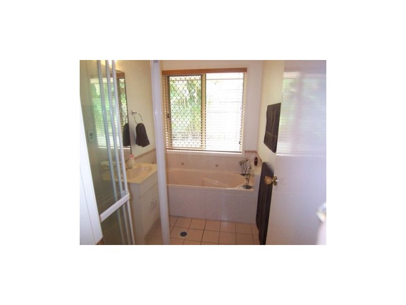 18 Wivenhoe Circuit, Forest Lake QLD 4078