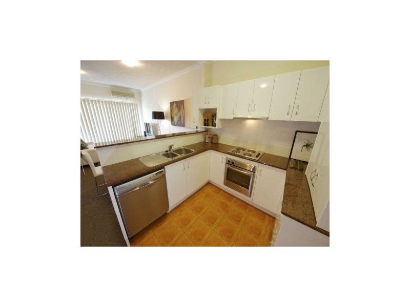 13/3 Heaslop Street, Woolloongabba QLD 4102