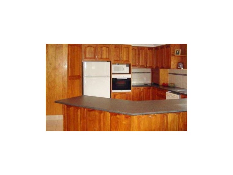 11 Leonore Ct, Warwick QLD 4370