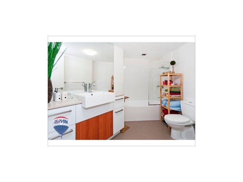 111/803 Stanley Street, Woolloongabba QLD 4102