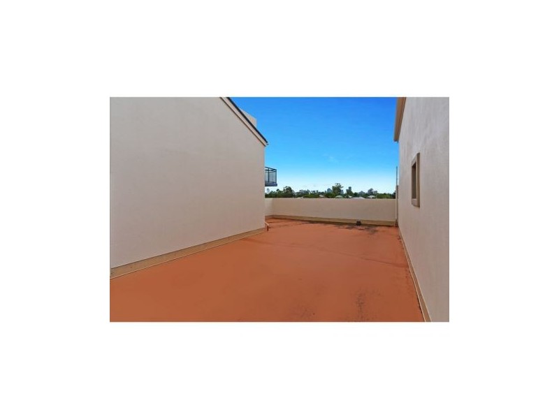 67/55 Harries Road, Coorparoo QLD 4151