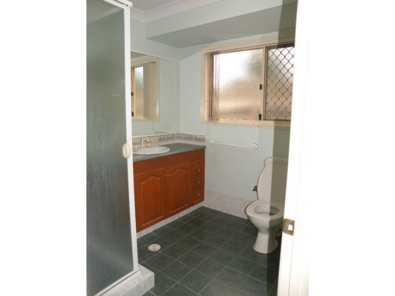 3 Estoril Street, Robertson QLD 4109