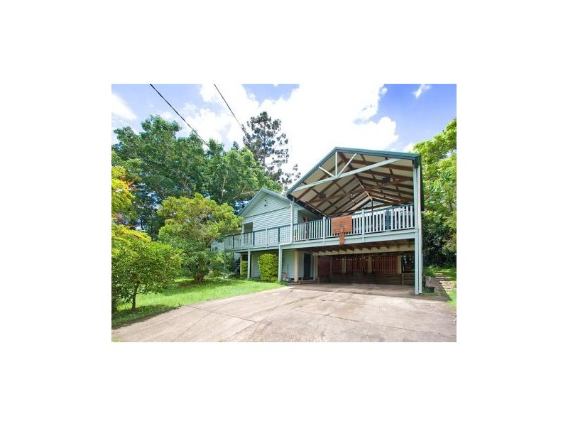 182 Weller Road (Corner of Lutzow Street), Tarragindi QLD 4121