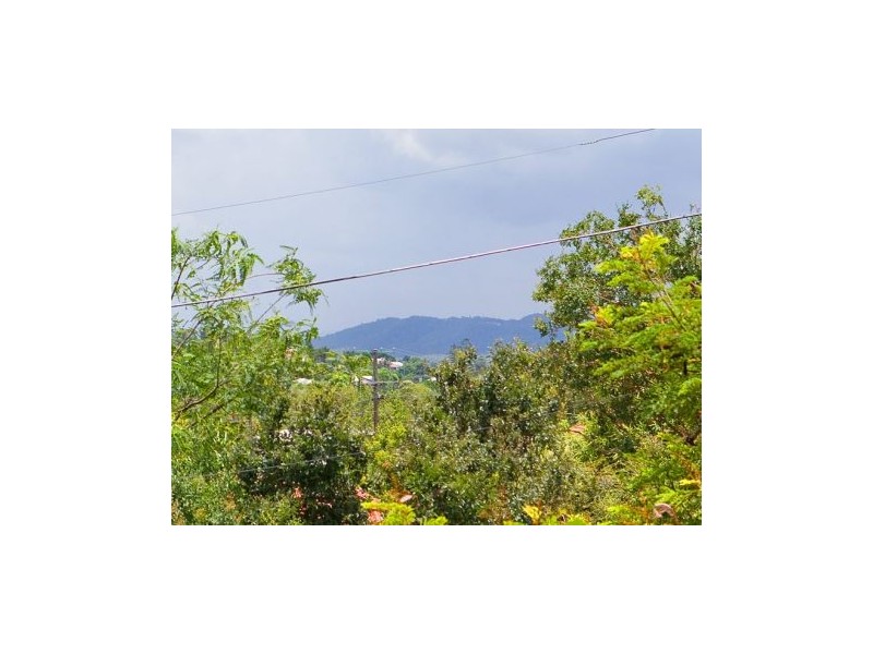 182 Weller Road (Corner of Lutzow Street), Tarragindi QLD 4121