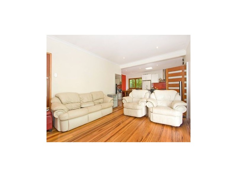 182 Weller Road (Corner of Lutzow Street), Tarragindi QLD 4121