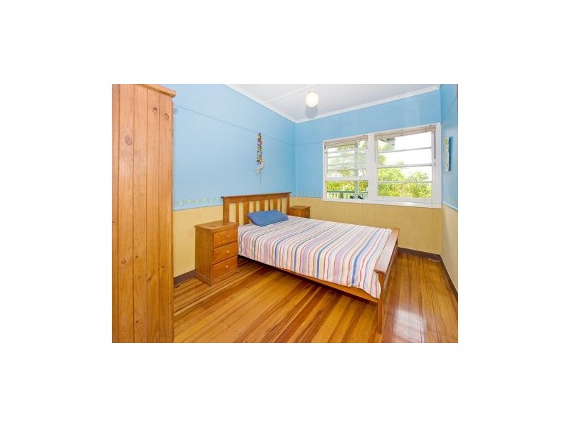 182 Weller Road (Corner of Lutzow Street), Tarragindi QLD 4121