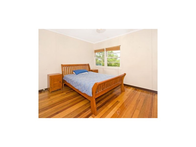 182 Weller Road (Corner of Lutzow Street), Tarragindi QLD 4121