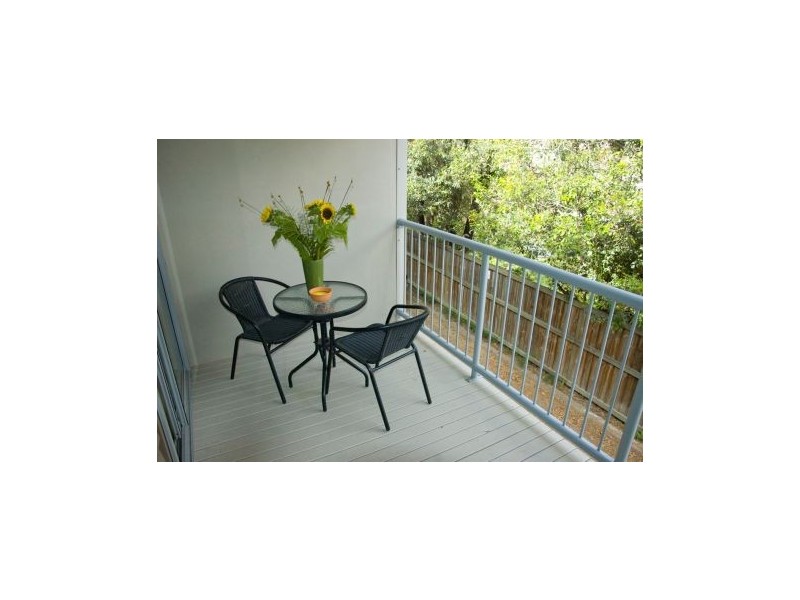 2/58 Ross Street, Woolloongabba QLD 4102