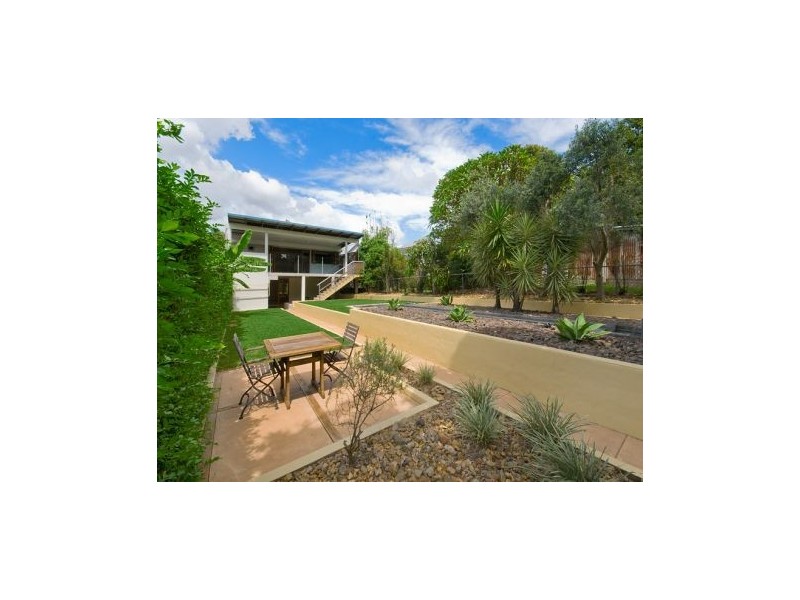 30 Ross Street, Woolloongabba QLD 4102