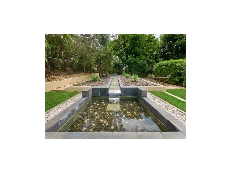 30 Ross Street, Woolloongabba QLD 4102