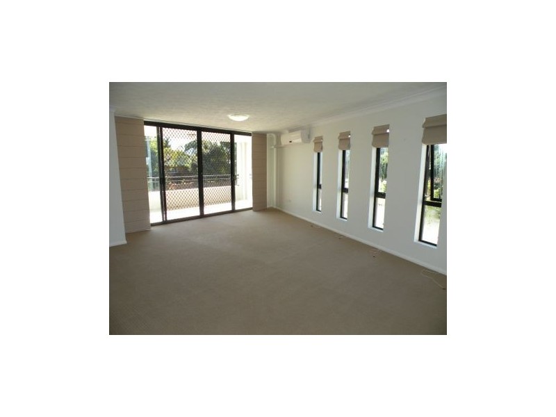 35 Hamilton Road, Moorooka QLD 4105