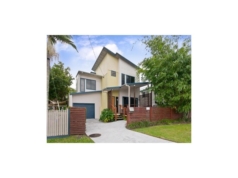 11 Biran Street, Coorparoo QLD 4151