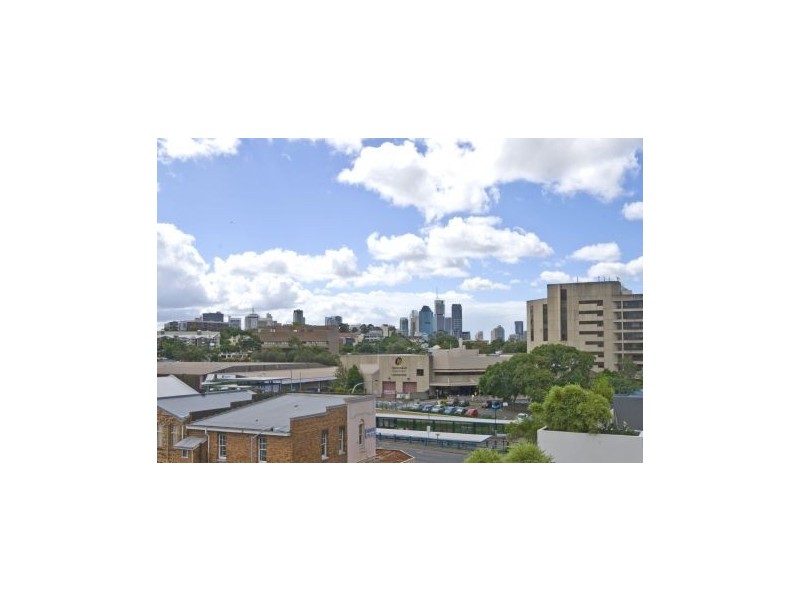 204/803 Stanley Street, Woolloongabba QLD 4102