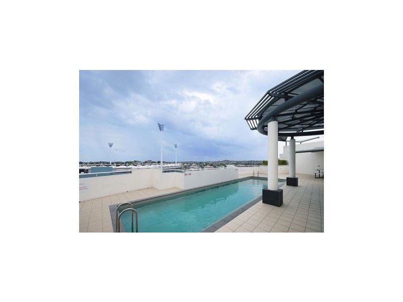 01/803 Stanley Street, Woolloongabba QLD 4102