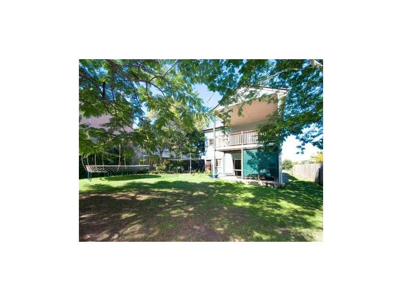 30 Nicholson Ave, Salisbury QLD 4107
