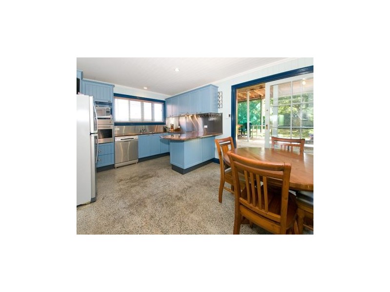 30 Nicholson Ave, Salisbury QLD 4107