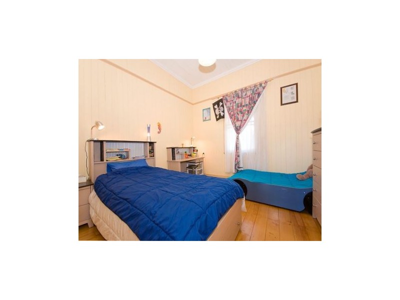 30 Nicholson Ave, Salisbury QLD 4107