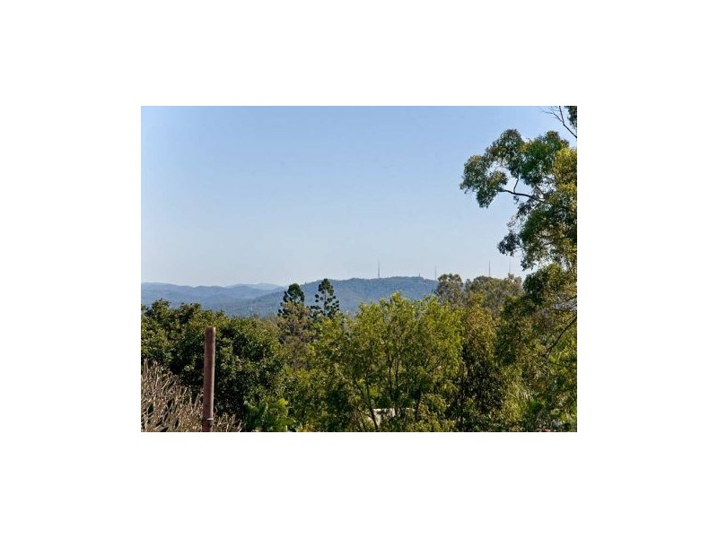 30 Nicholson Ave, Salisbury QLD 4107
