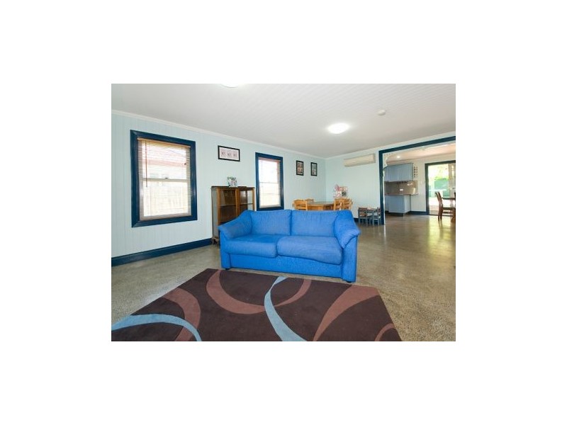 30 Nicholson Ave, Salisbury QLD 4107