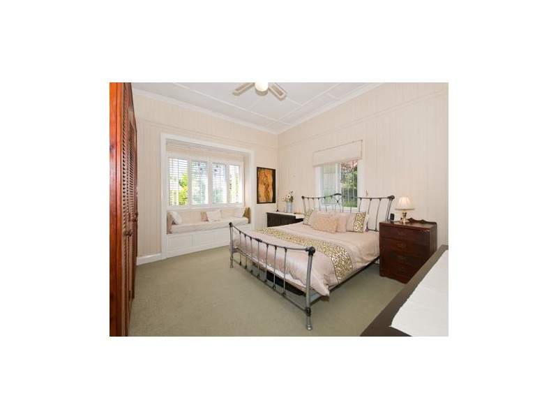 417 Upper Cornwall Street, Coorparoo QLD 4151