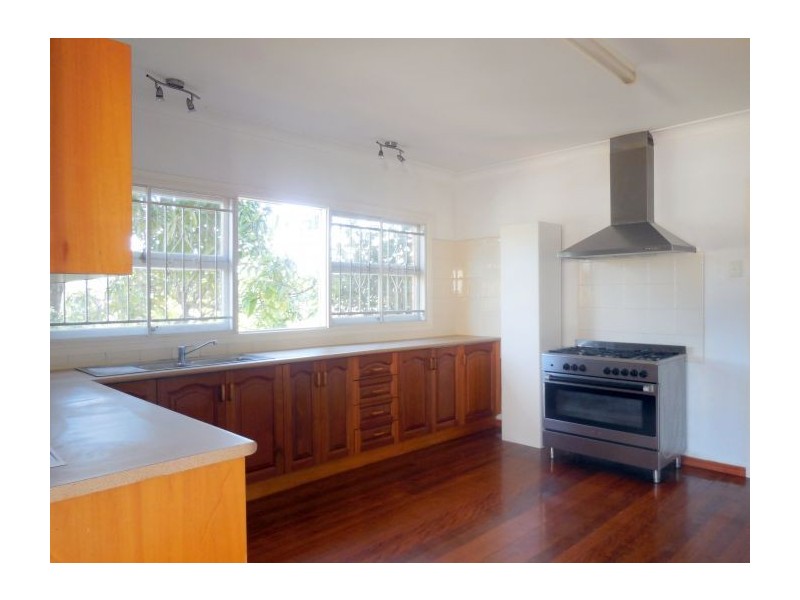 15 Megalong Street, Holland Park West QLD 4121