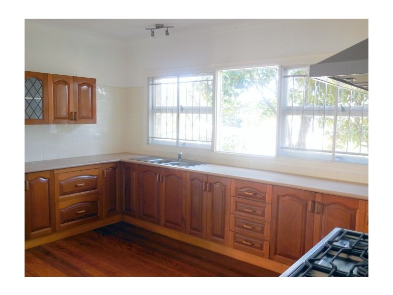 15 Megalong Street, Holland Park West QLD 4121