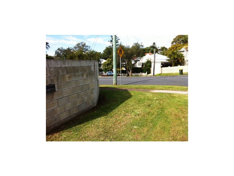 42 Kenneth Street, Coorparoo QLD 4151