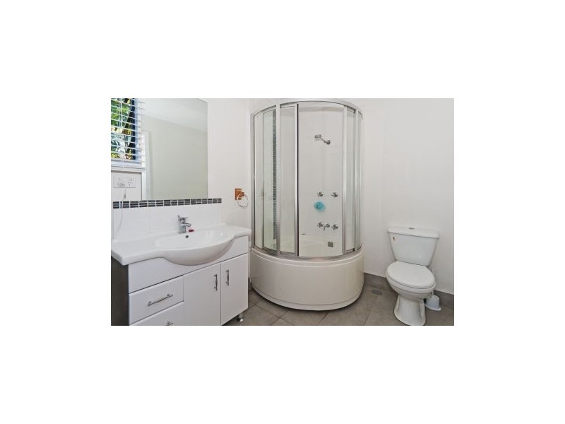 72 Maynard Street, Woolloongabba QLD 4102