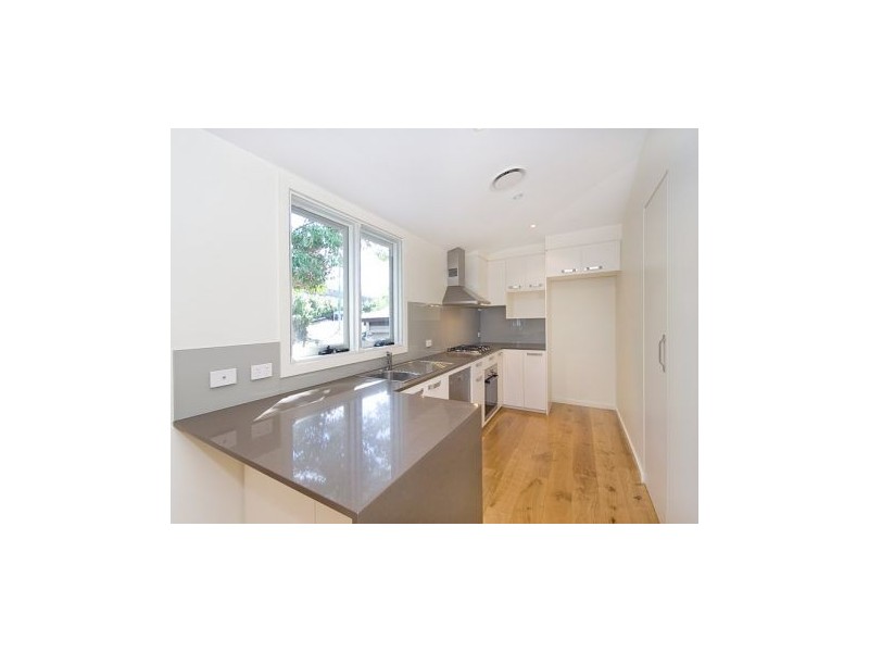 3/24 Henry Street, Woolloongabba QLD 4102