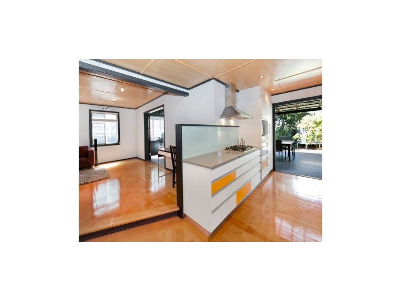 23 Portland Street, Annerley QLD 4103